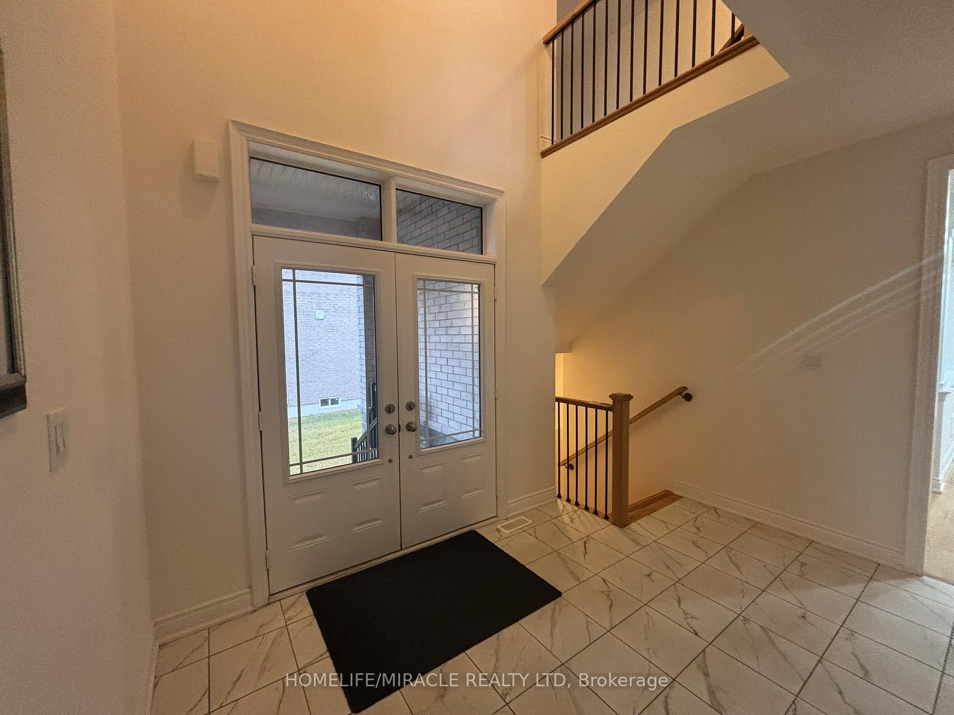 Photo 6 of 81 Burlwood Road S, Brampton, Vales of Castlemore — HOMEH