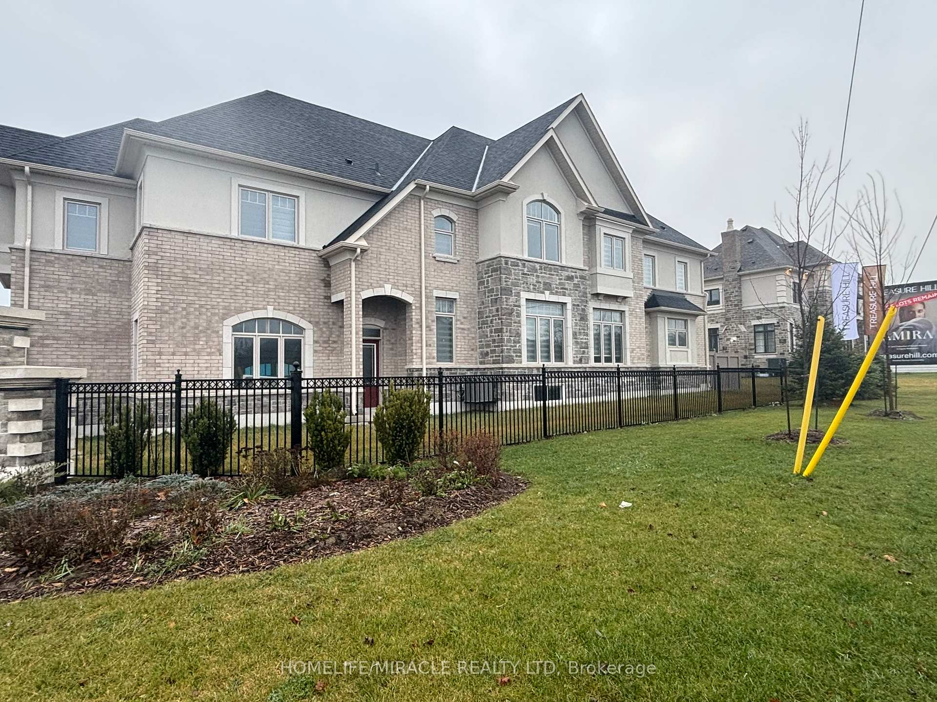 Photo 37 of 81 Burlwood Road S, Brampton, Vales of Castlemore — HOMEH