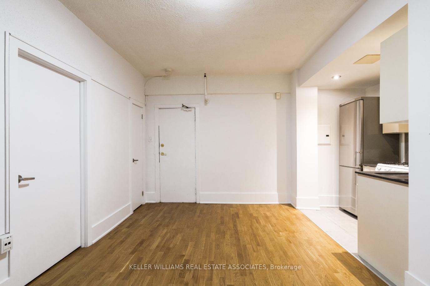 Photo 2 of Unit 103, 160 Huron Street, Toronto, Kensington-Chinatown — HOMEH