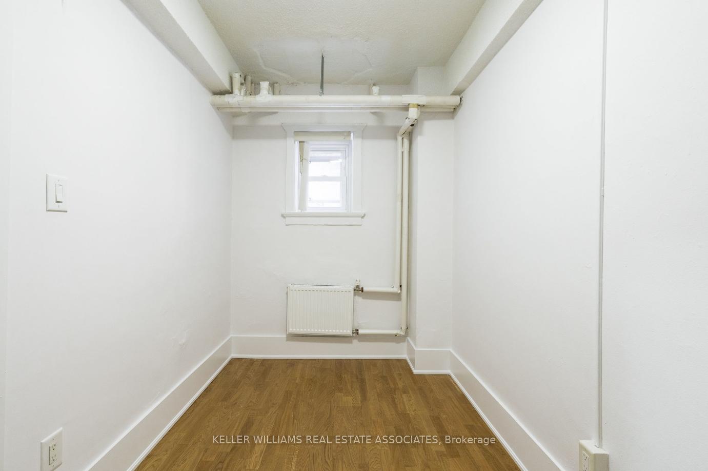Photo 4 of Unit 103, 160 Huron Street, Toronto, Kensington-Chinatown — HOMEH