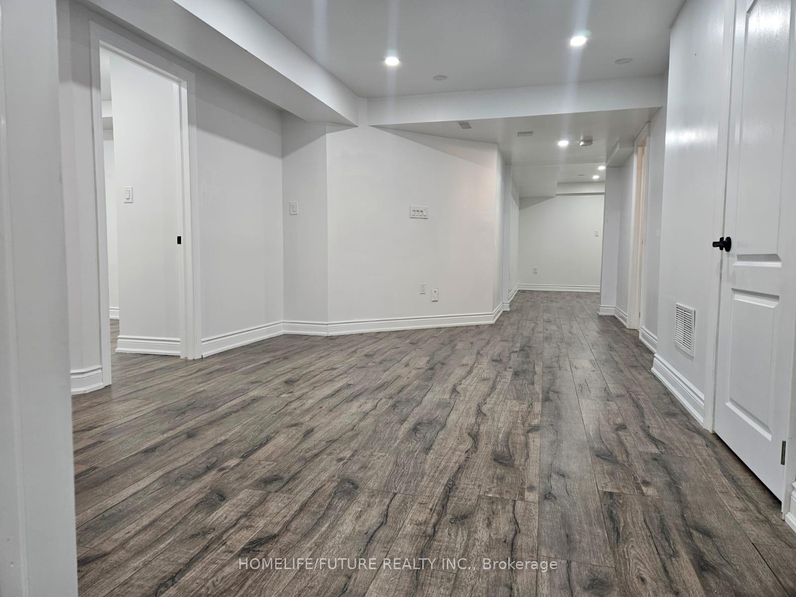 Photo 3 of Unit Bsmt, 26 Felix Close, Brampton, Northwest Brampton — HOMEH
