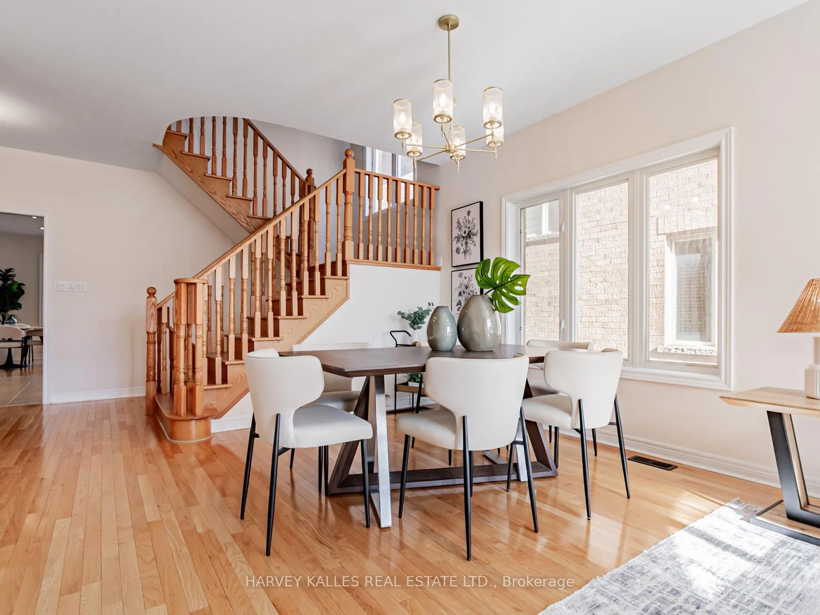 Photo 13 of Unit 11, 700 Summeridge Drive, Vaughan, Patterson — HOMEH