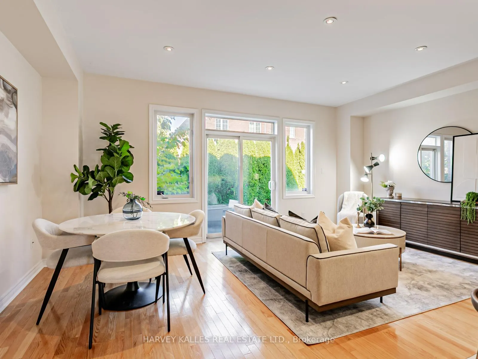 Photo 35 of Unit 11, 700 Summeridge Drive, Vaughan, Patterson — HOMEH