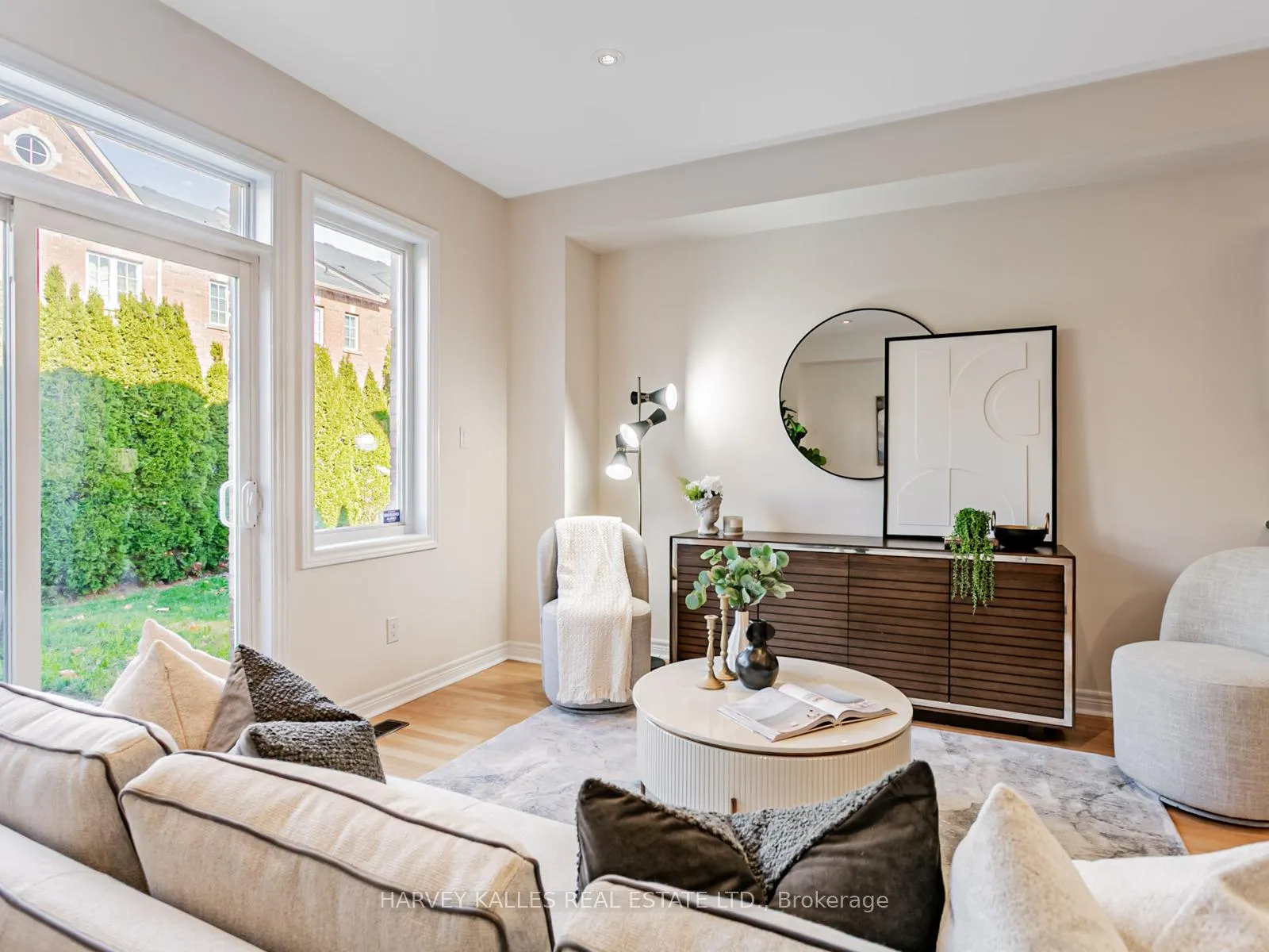 Photo 37 of Unit 11, 700 Summeridge Drive, Vaughan, Patterson — HOMEH