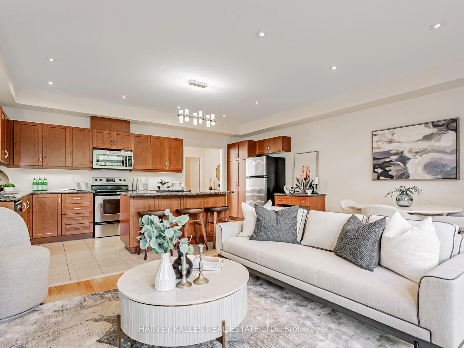 Photo 48 of Unit 11, 700 Summeridge Drive, Vaughan, Patterson — HOMEH