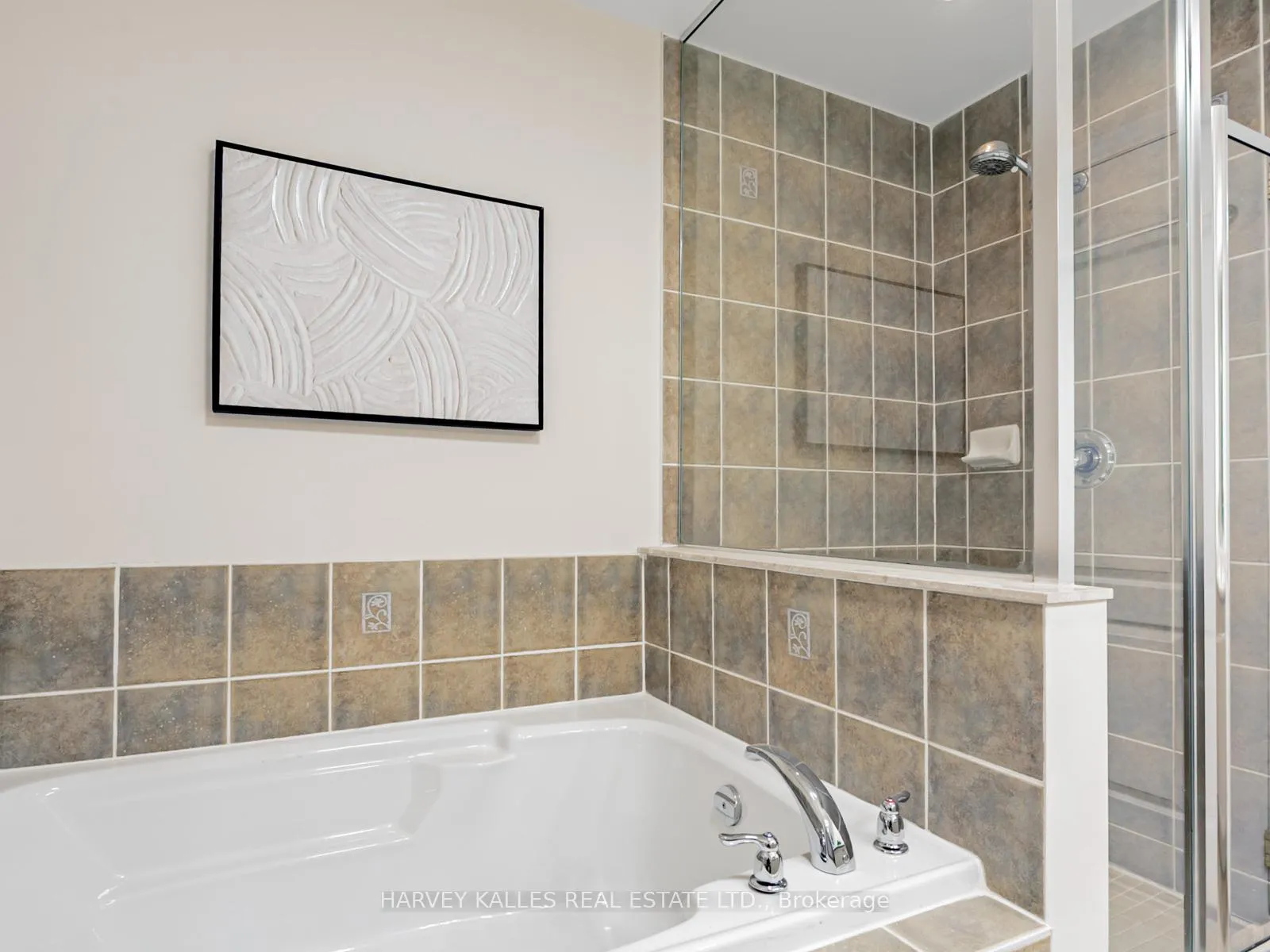 Photo 75 of Unit 11, 700 Summeridge Drive, Vaughan, Patterson — HOMEH