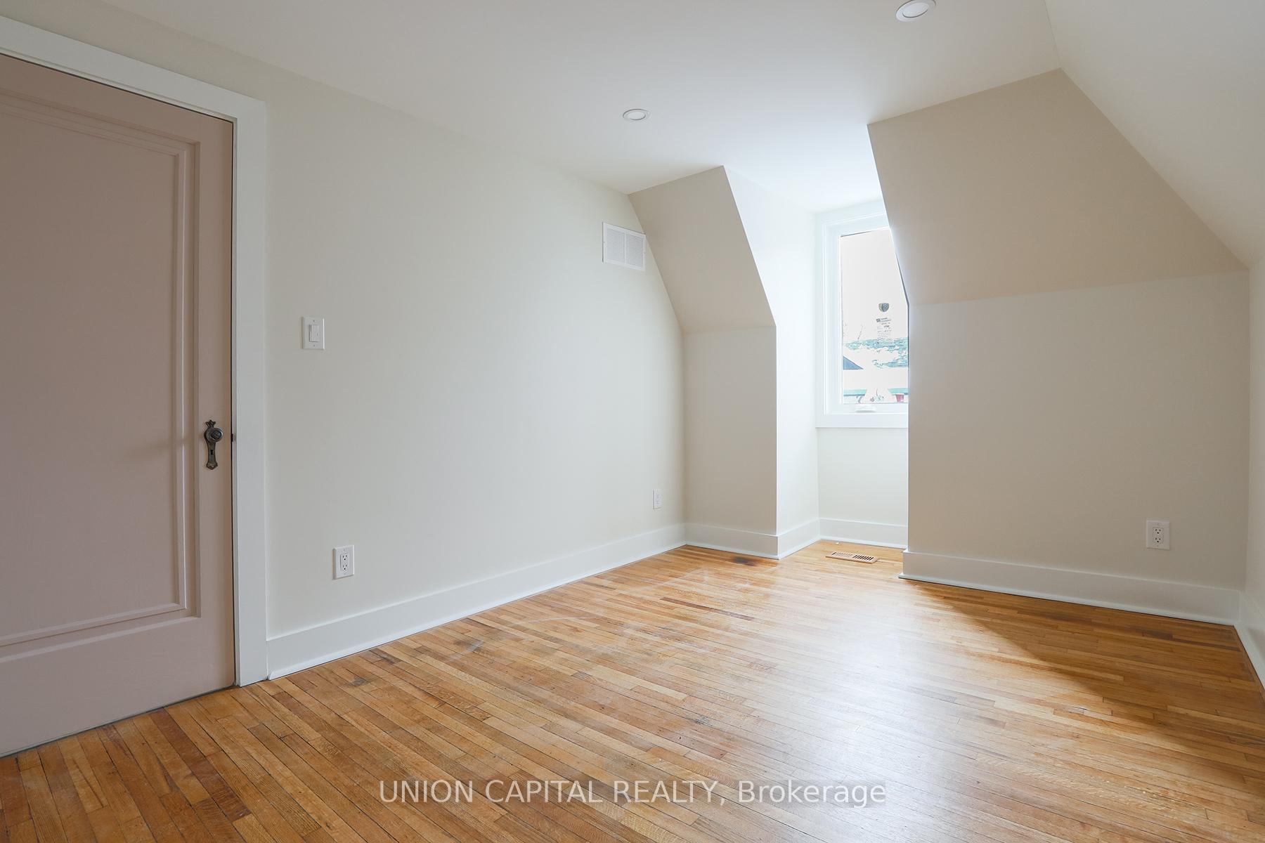 Photo 16 of Unit A, 278 Lisgar Street, Toronto, Little Portugal — HOMEH