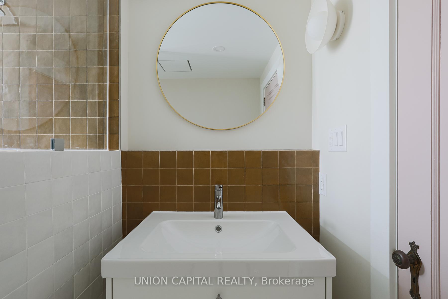 Photo 17 of Unit A, 278 Lisgar Street, Toronto, Little Portugal — HOMEH