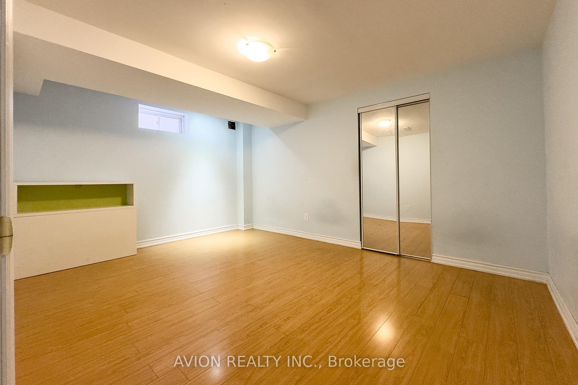 Photo 3 of Unit Bst, 45 Haskett Dr S, Markham, Cedar Grove — HOMEH