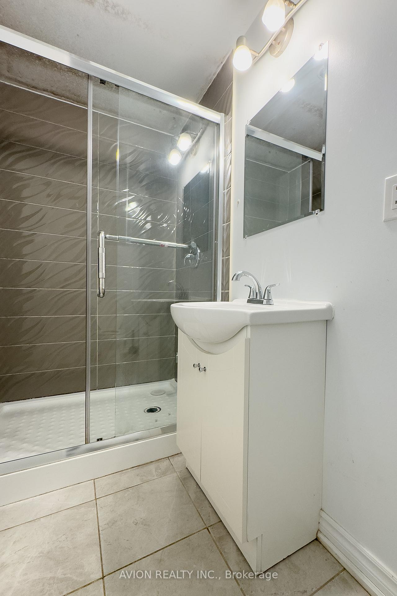 Photo 5 of Unit Bst, 45 Haskett Dr S, Markham, Cedar Grove — HOMEH