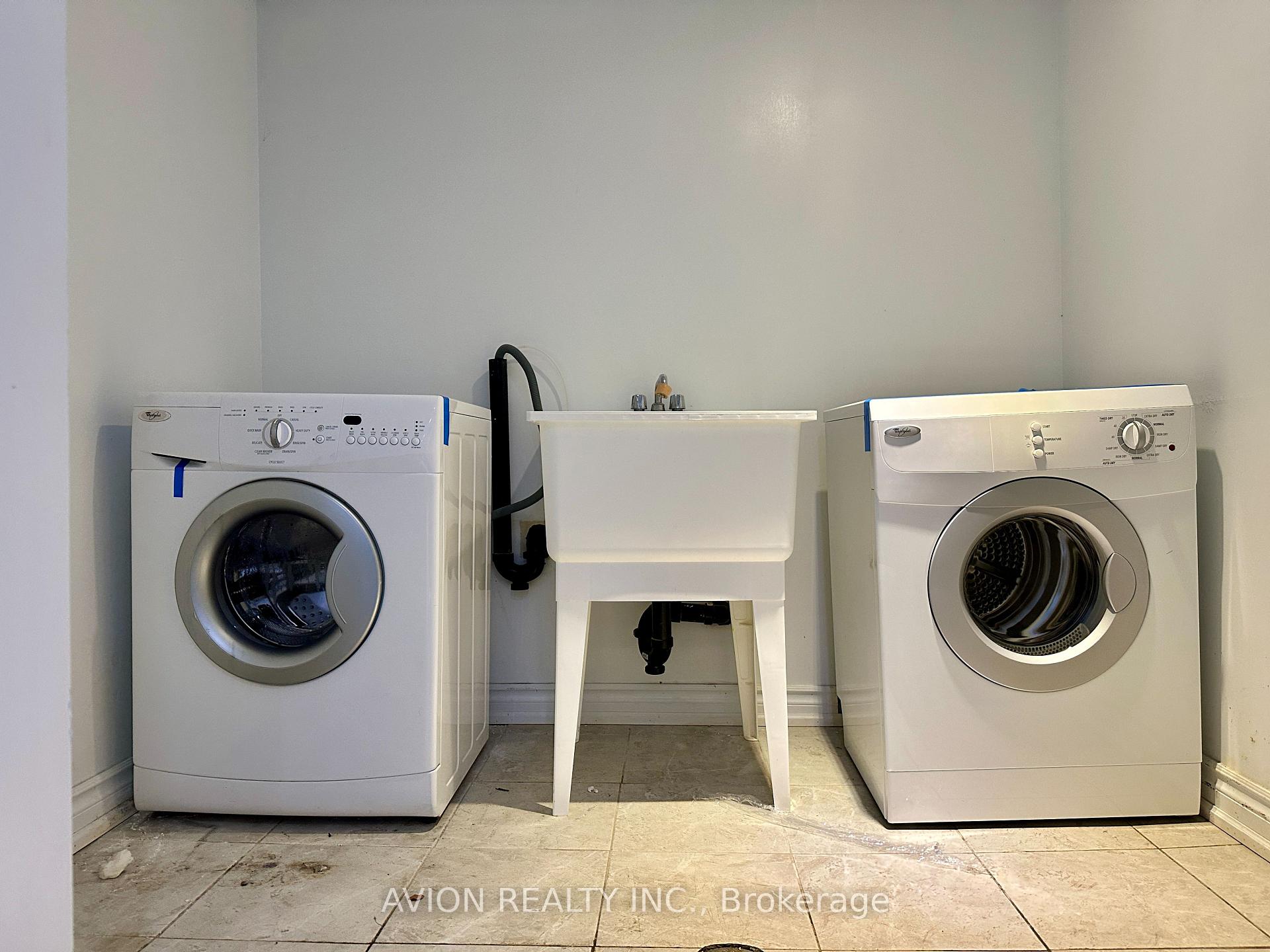 Photo 9 of Unit Bst, 45 Haskett Dr S, Markham, Cedar Grove — HOMEH
