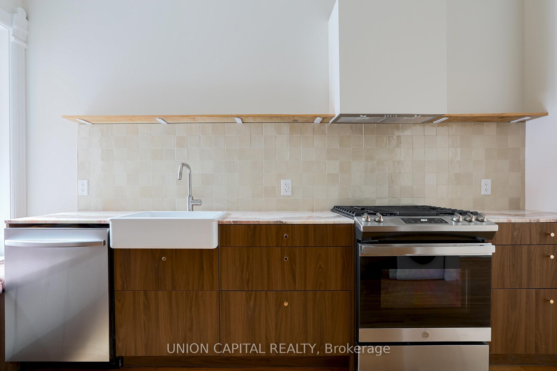 Photo 1 of Unit B, 278 Lisgar Street, Toronto, Little Portugal — HOMEH