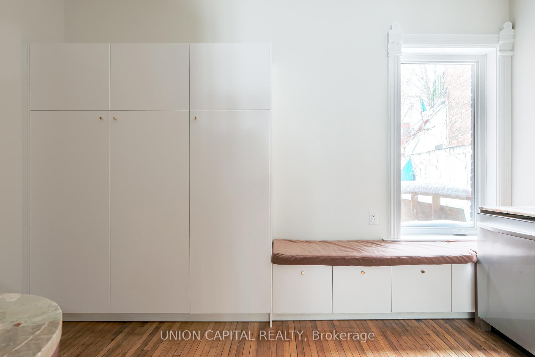 Photo 3 of Unit B, 278 Lisgar Street, Toronto, Little Portugal — HOMEH