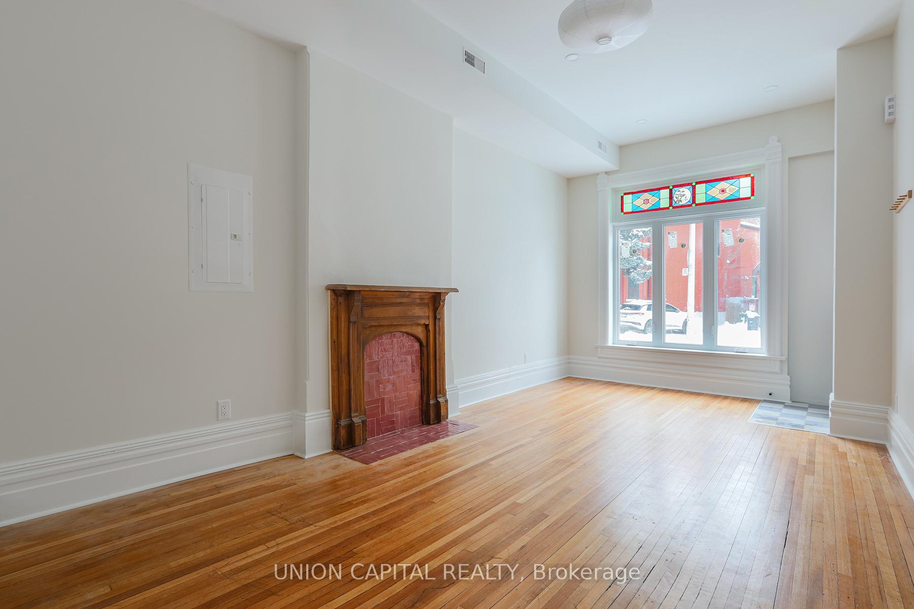 Photo 9 of Unit B, 278 Lisgar Street, Toronto, Little Portugal — HOMEH