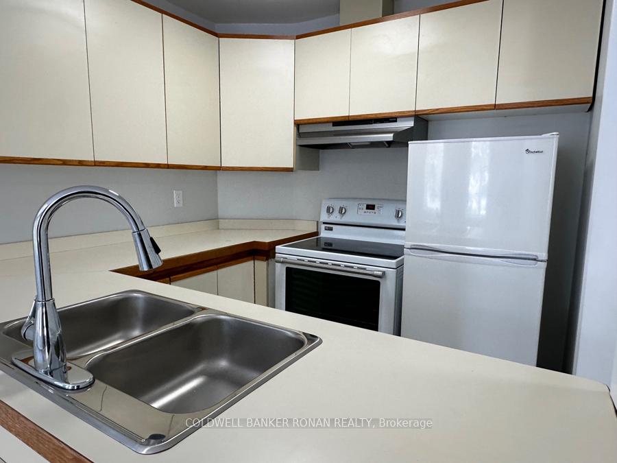 Photo 12 of Unit Unit 2, 16105 Highway 27, King, Schomberg — HOMEH