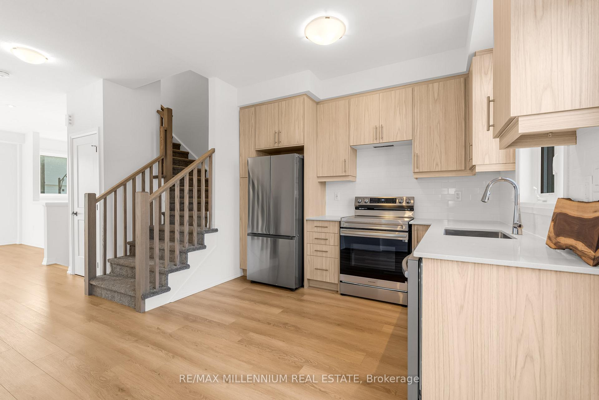 Photo 5 of Unit 56, 55 Tom Brown Drive, Brant, Paris — HOMEH