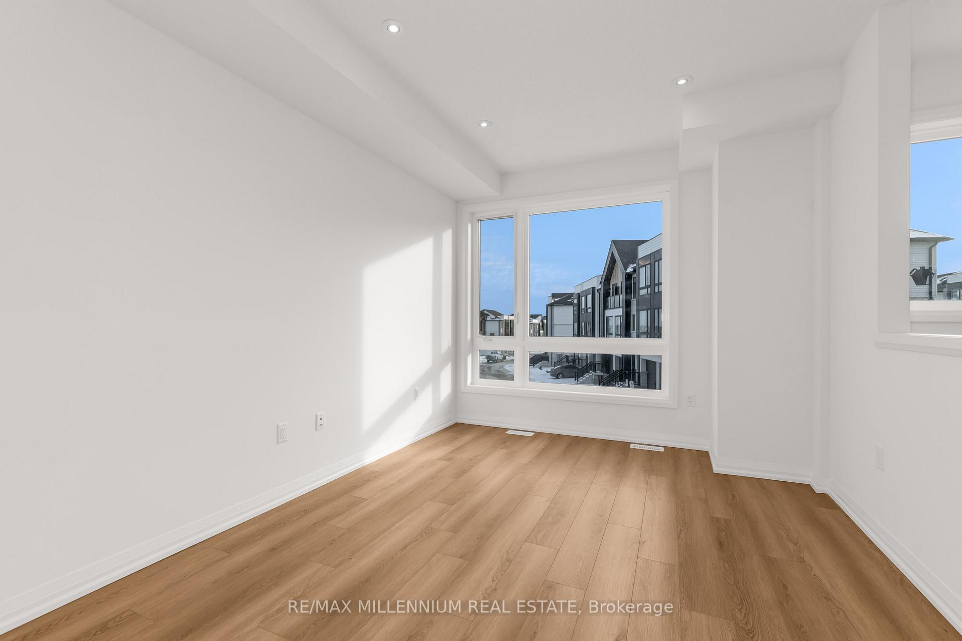 Photo 7 of Unit 56, 55 Tom Brown Drive, Brant, Paris — HOMEH