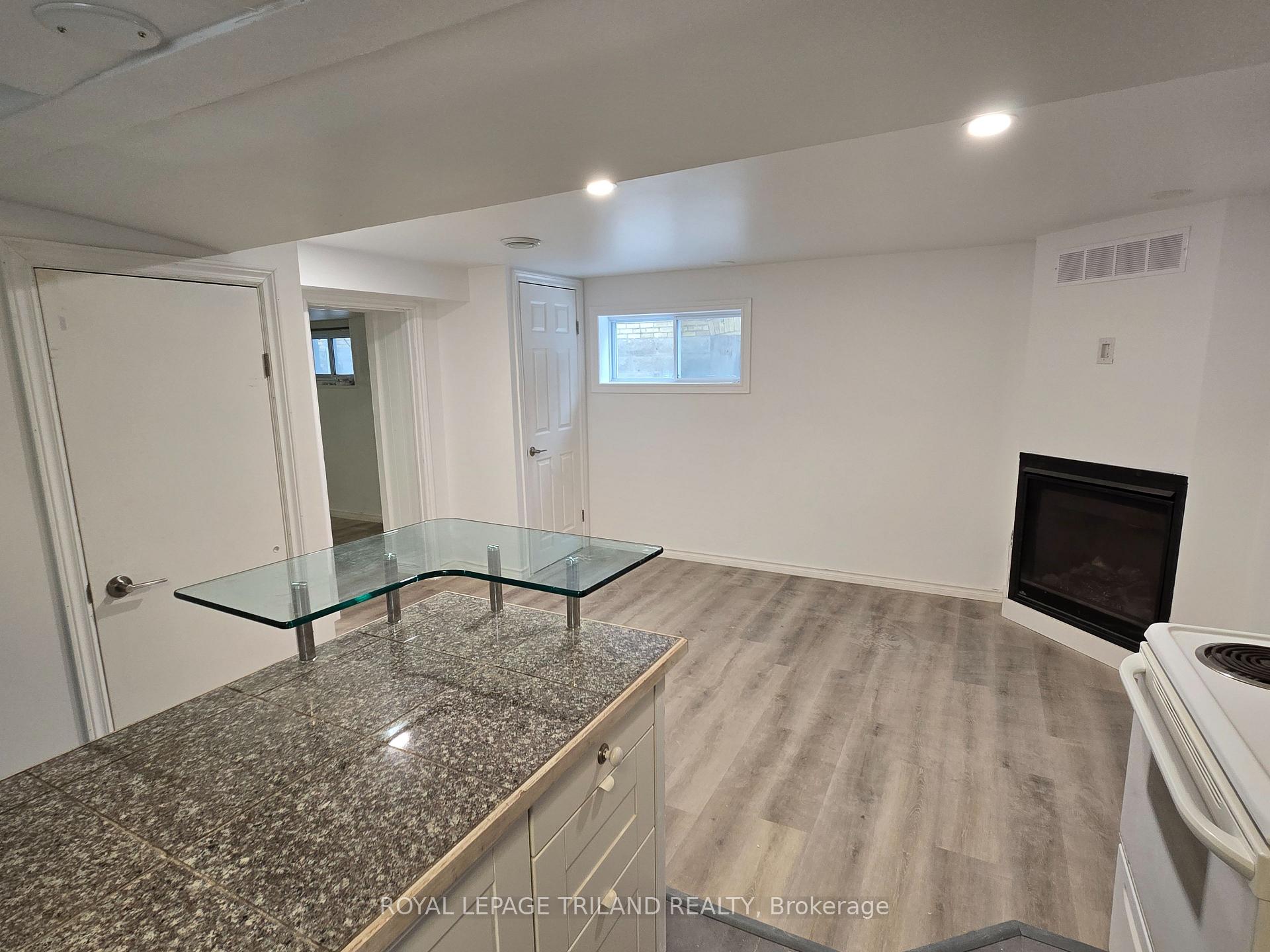 Photo 4 of Unit 2B, 33.5 Chestnut Street, St. Thomas, SW — HOMEH