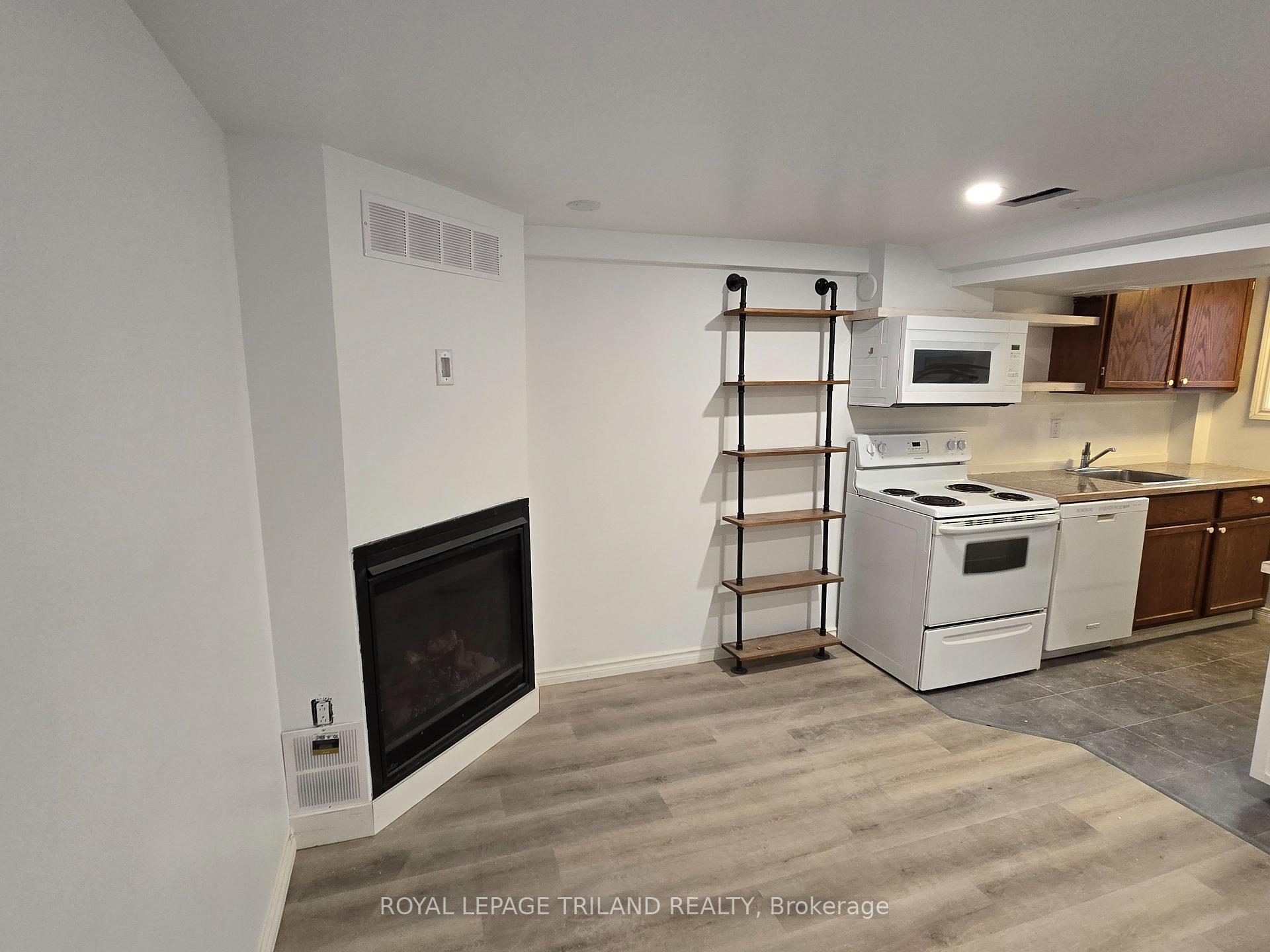 Photo 6 of Unit 2B, 33.5 Chestnut Street, St. Thomas, SW — HOMEH