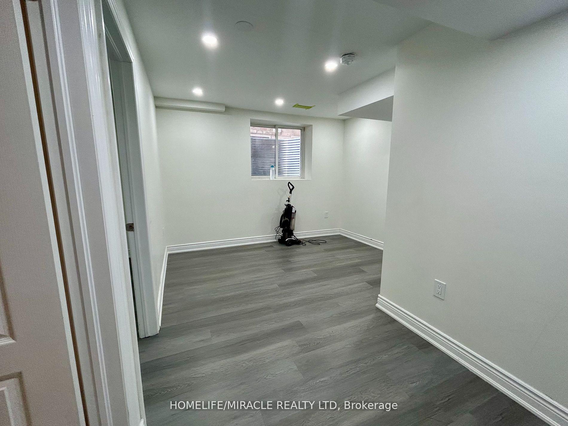 Photo 8 of Unit Bsmt, 16 Speckled Alder Street, Caledon, Rural Caledon — HOMEH