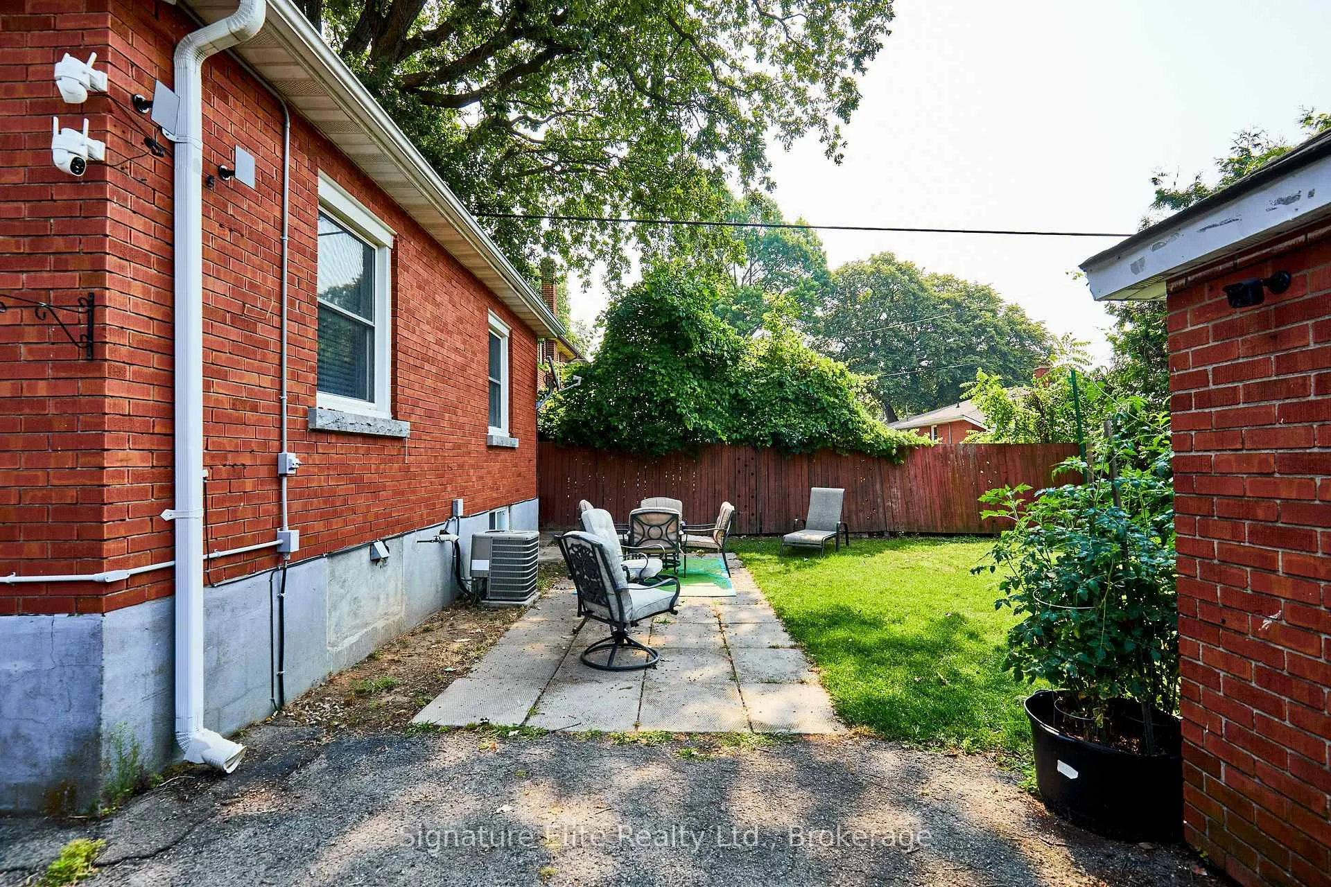 Photo 23 of Unit Bsmt, 730 Seventh Avenue, Hamilton, Hampton Heights — HOMEH