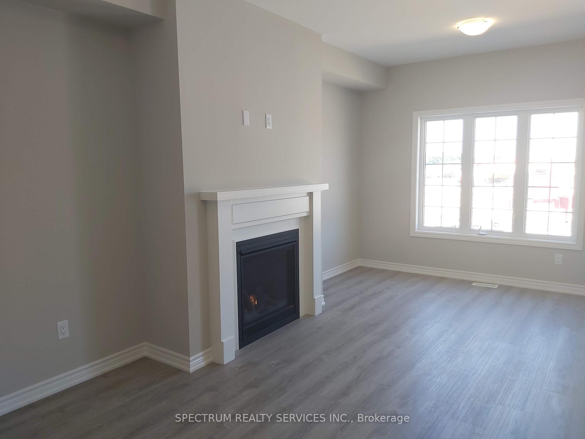 Photo 11 of 205 Breton Street, Clearview, Stayner — HOMEH