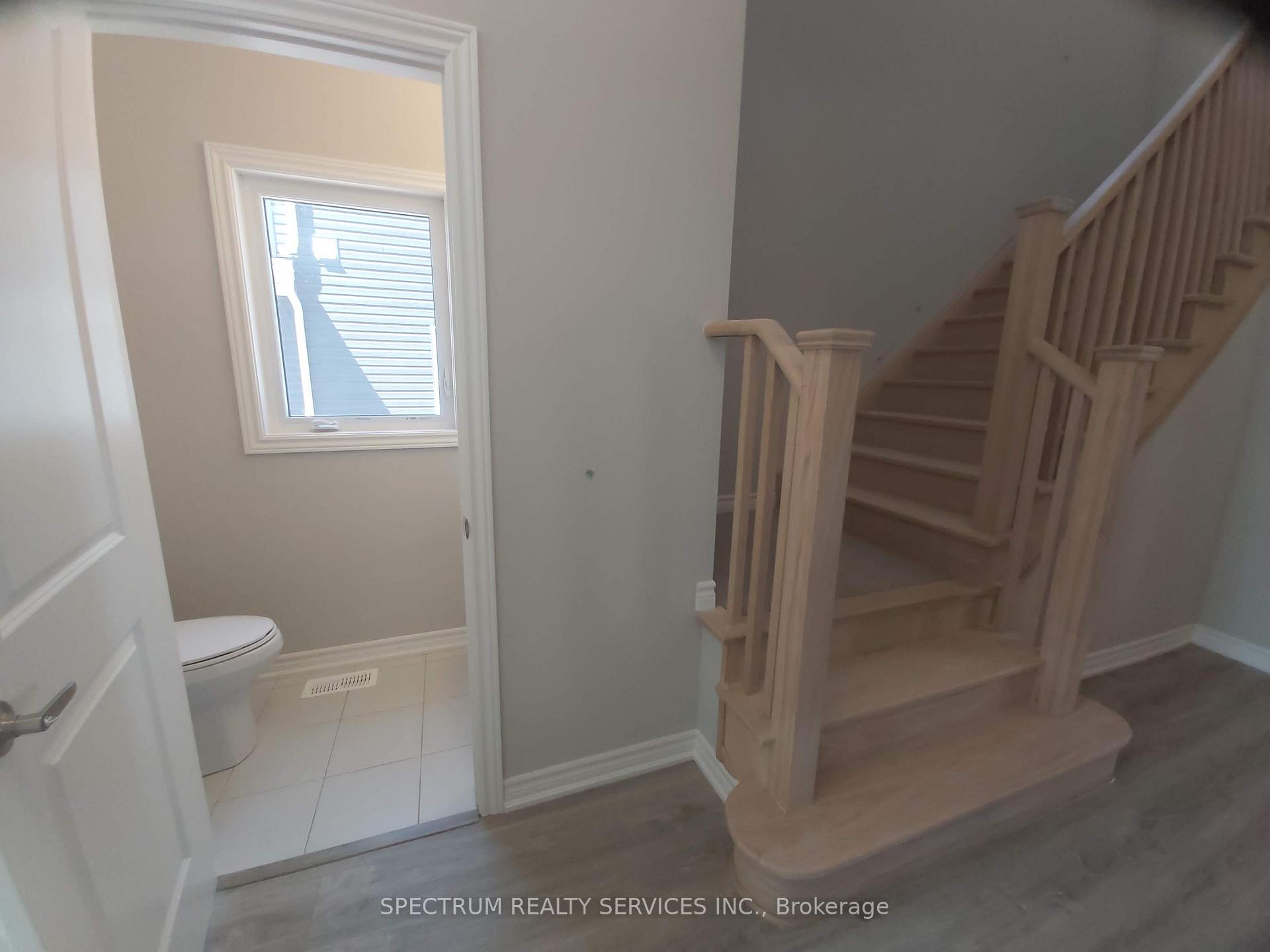Photo 5 of 205 Breton Street, Clearview, Stayner — HOMEH
