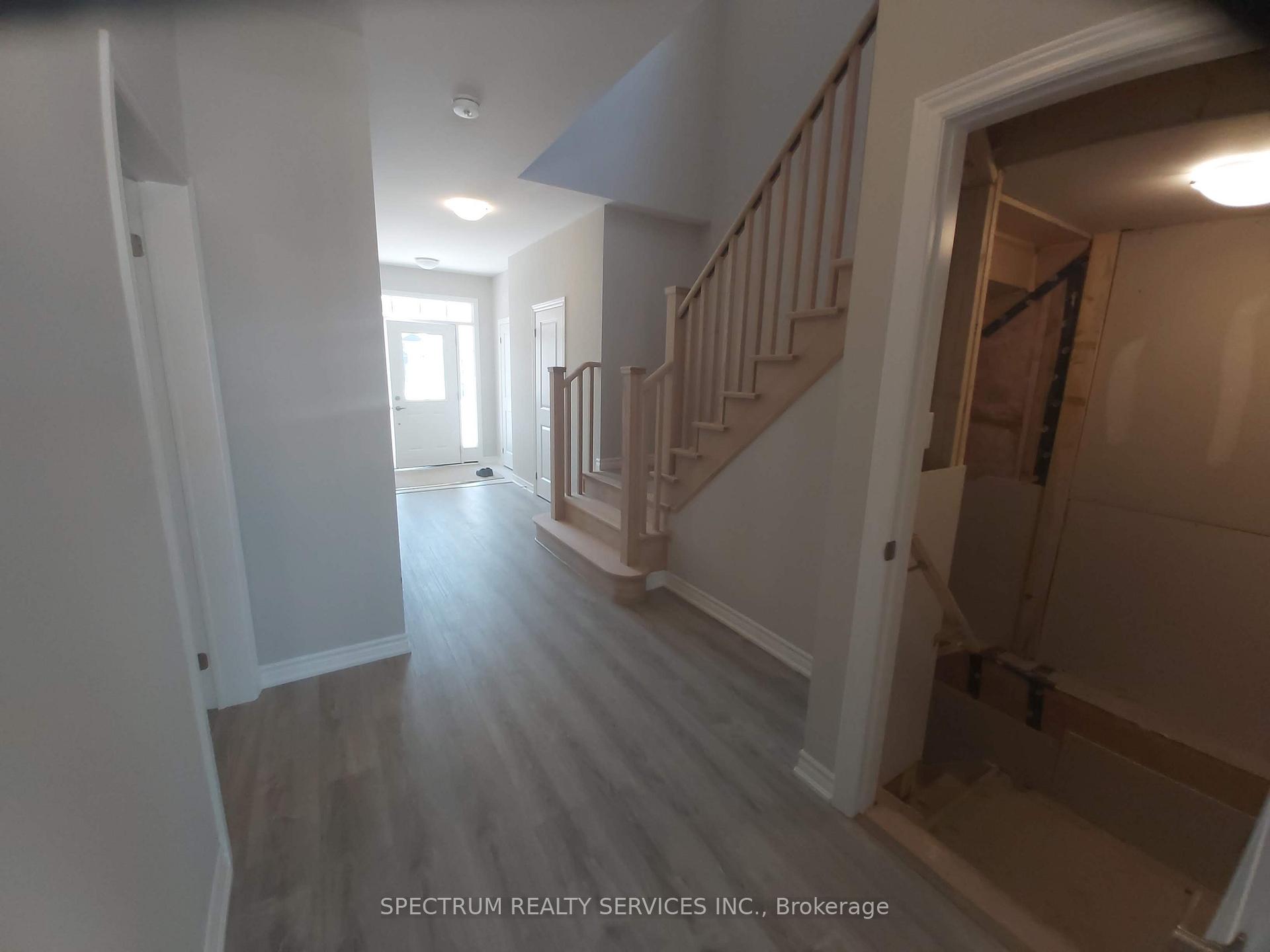 Photo 7 of 205 Breton Street, Clearview, Stayner — HOMEH