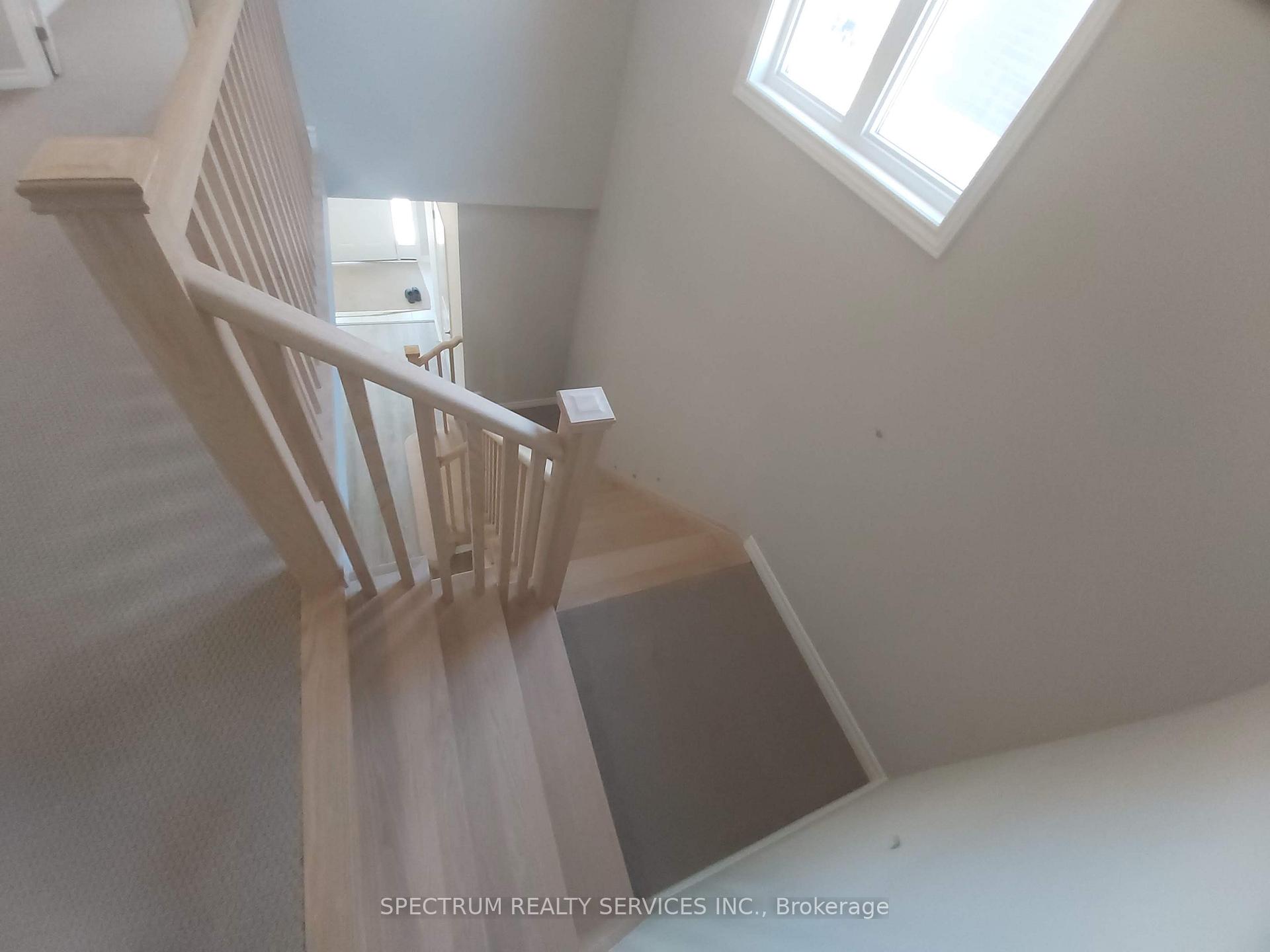 Photo 8 of 205 Breton Street, Clearview, Stayner — HOMEH