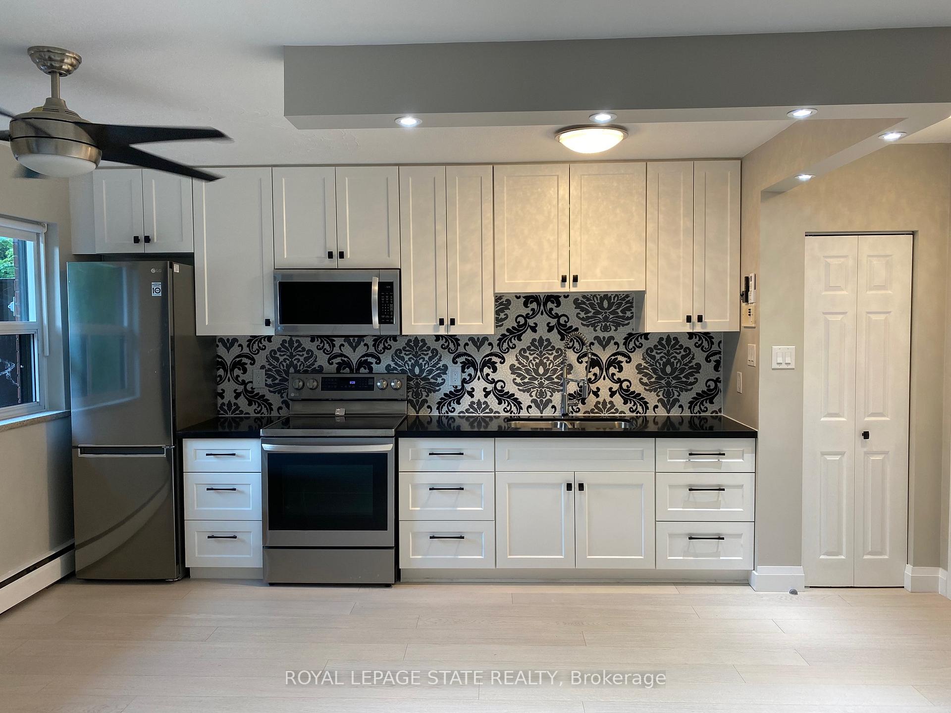 Photo 8 of Unit 202, 50 Hilda Avenue, Hamilton, Gibson — HOMEH