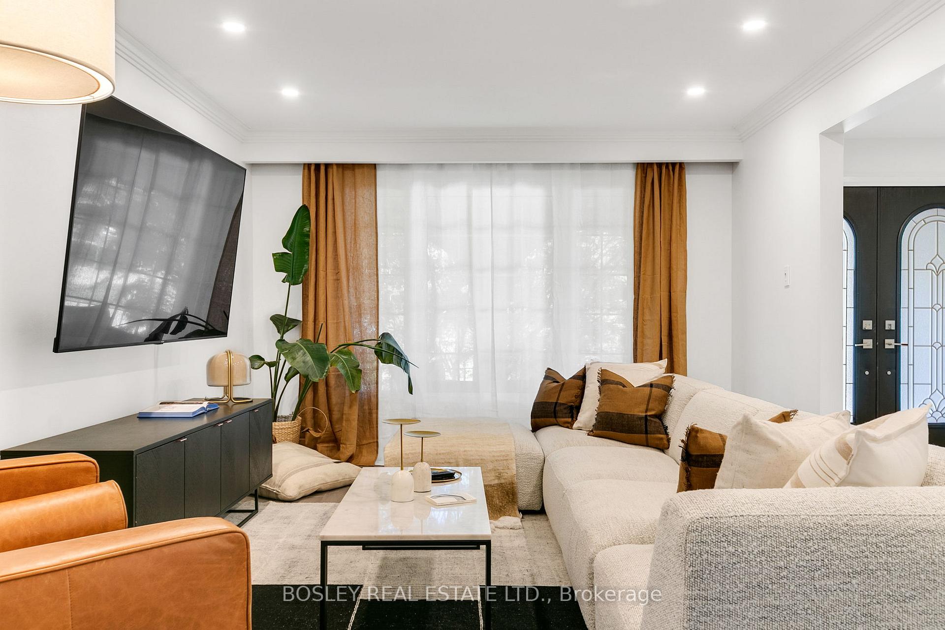 Photo 8 of 309 Dalesford Road, Etobicoke, Stonegate-Queensway — HOMEH