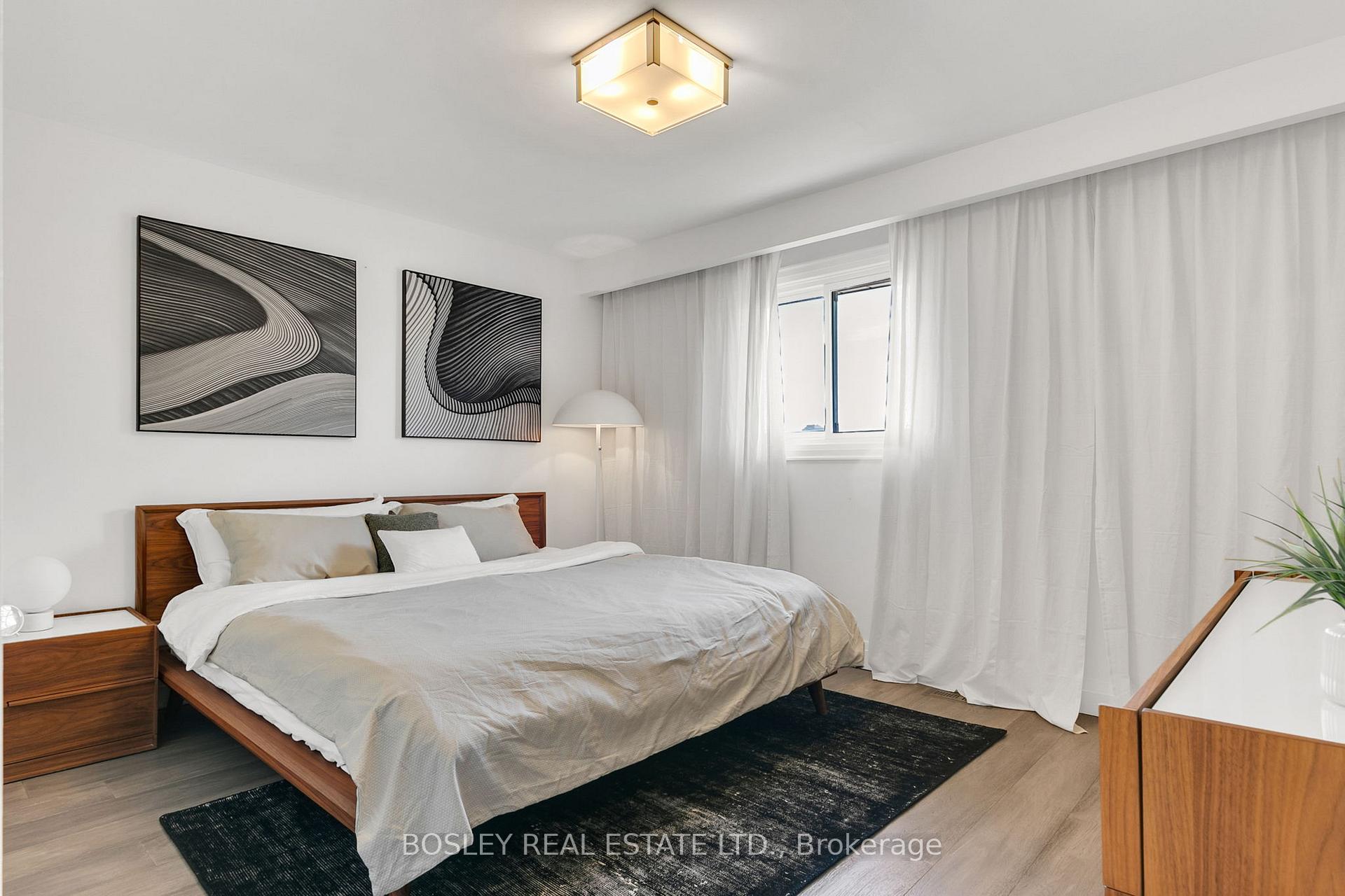 Photo 27 of 309 Dalesford Road, Etobicoke, Stonegate-Queensway — HOMEH