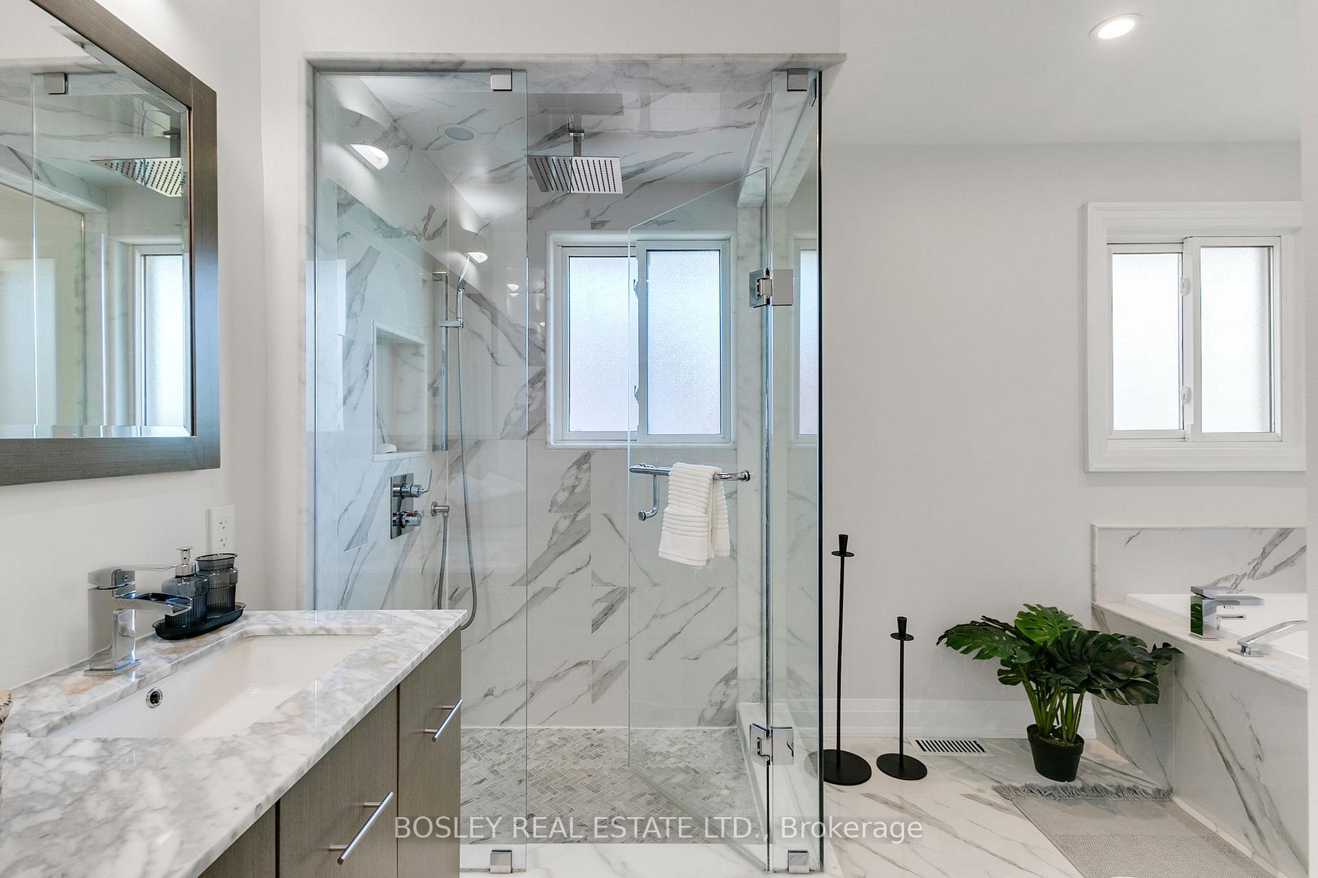 Photo 33 of 309 Dalesford Road, Etobicoke, Stonegate-Queensway — HOMEH