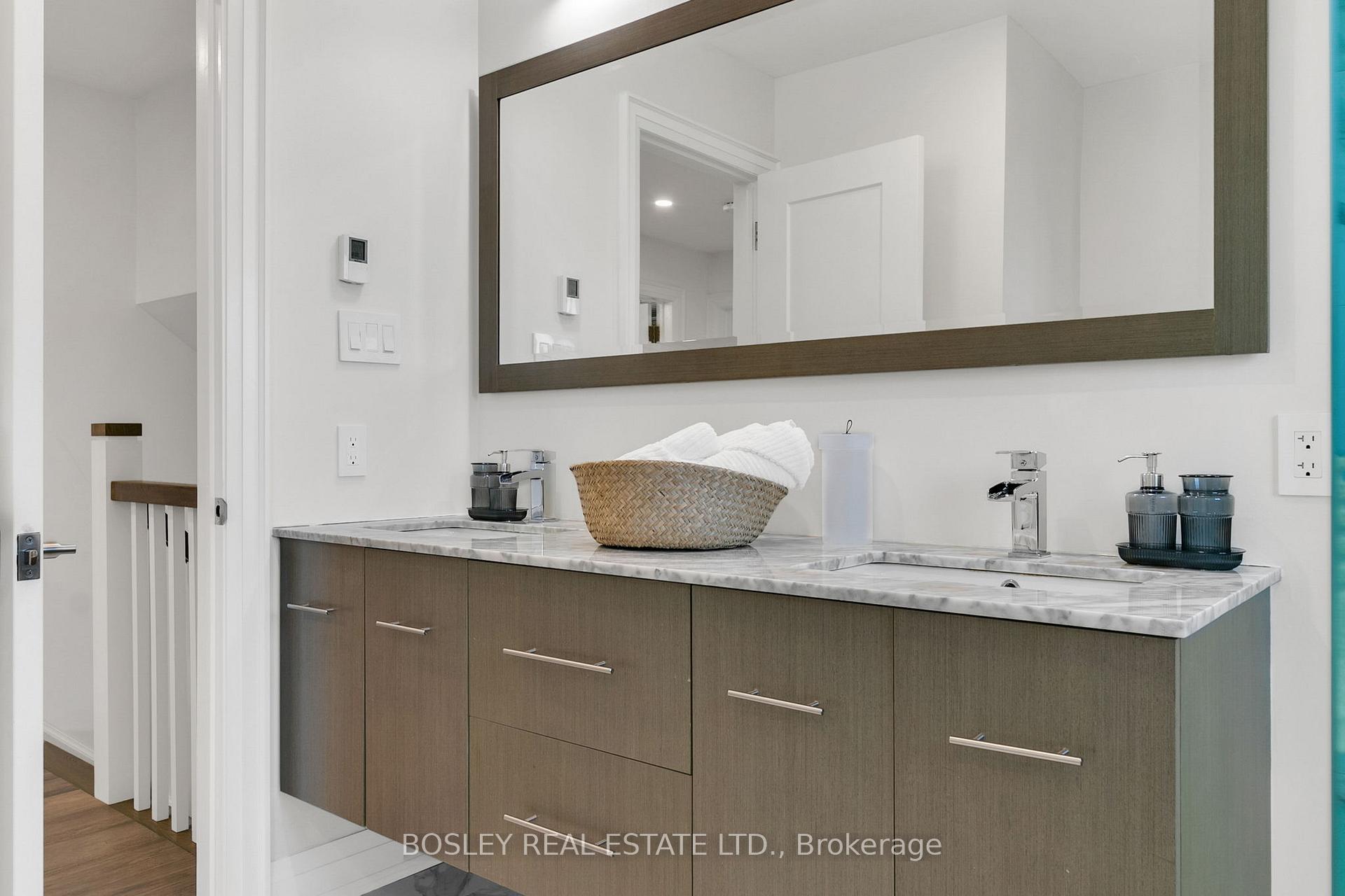 Photo 34 of 309 Dalesford Road, Etobicoke, Stonegate-Queensway — HOMEH