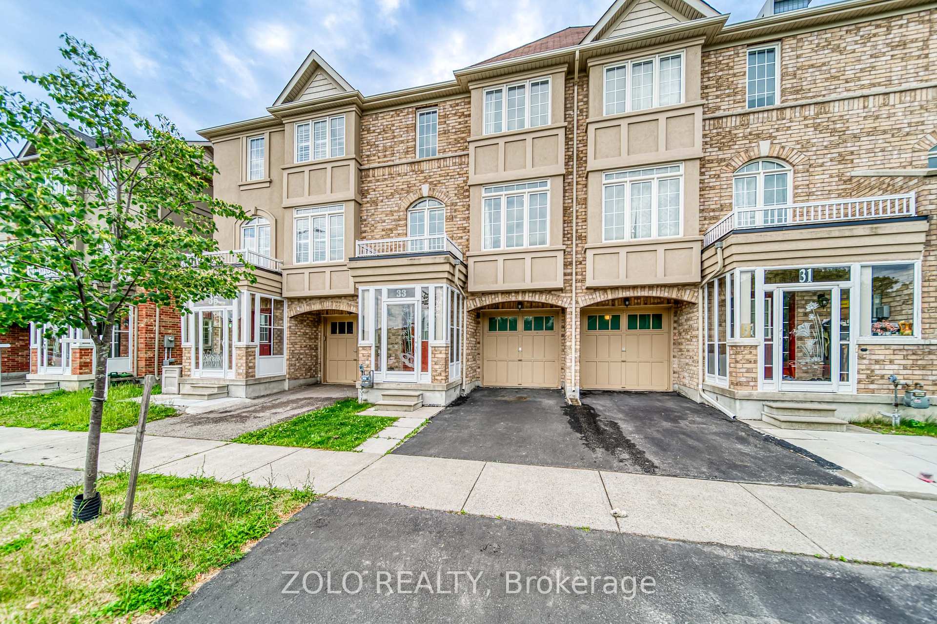 Photo 2 of 33 Celadine Drive, Markham, Milliken Mills East — HOMEH