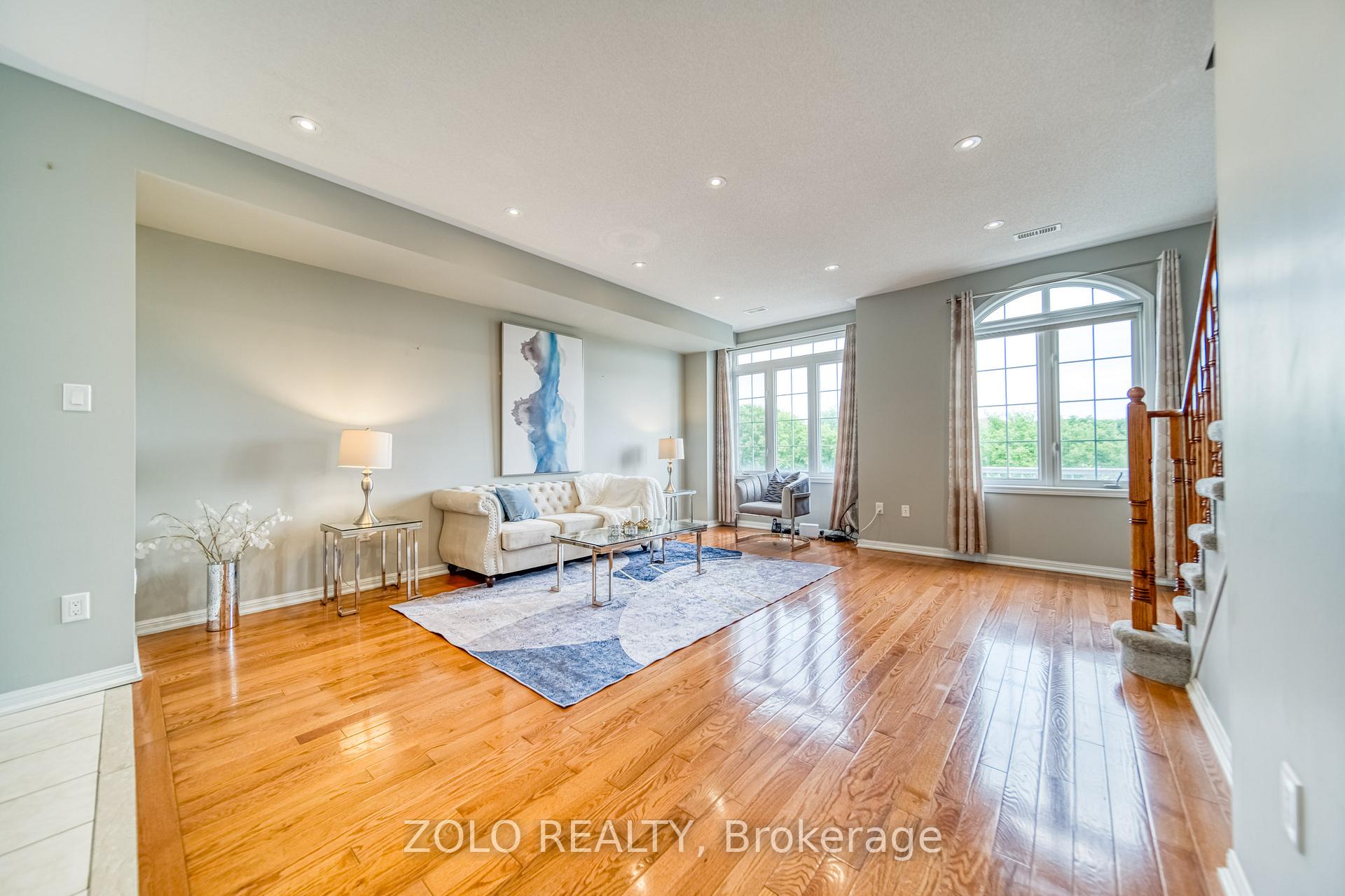 Photo 5 of 33 Celadine Drive, Markham, Milliken Mills East — HOMEH