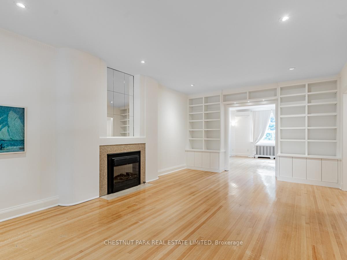 Photo 2 of Unit 2nd, 3 Otter Crescent, Toronto, Lawrence Park South — HOMEH