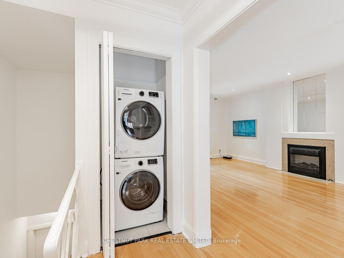 Photo 5 of Unit 2nd, 3 Otter Crescent, Toronto, Lawrence Park South — HOMEH