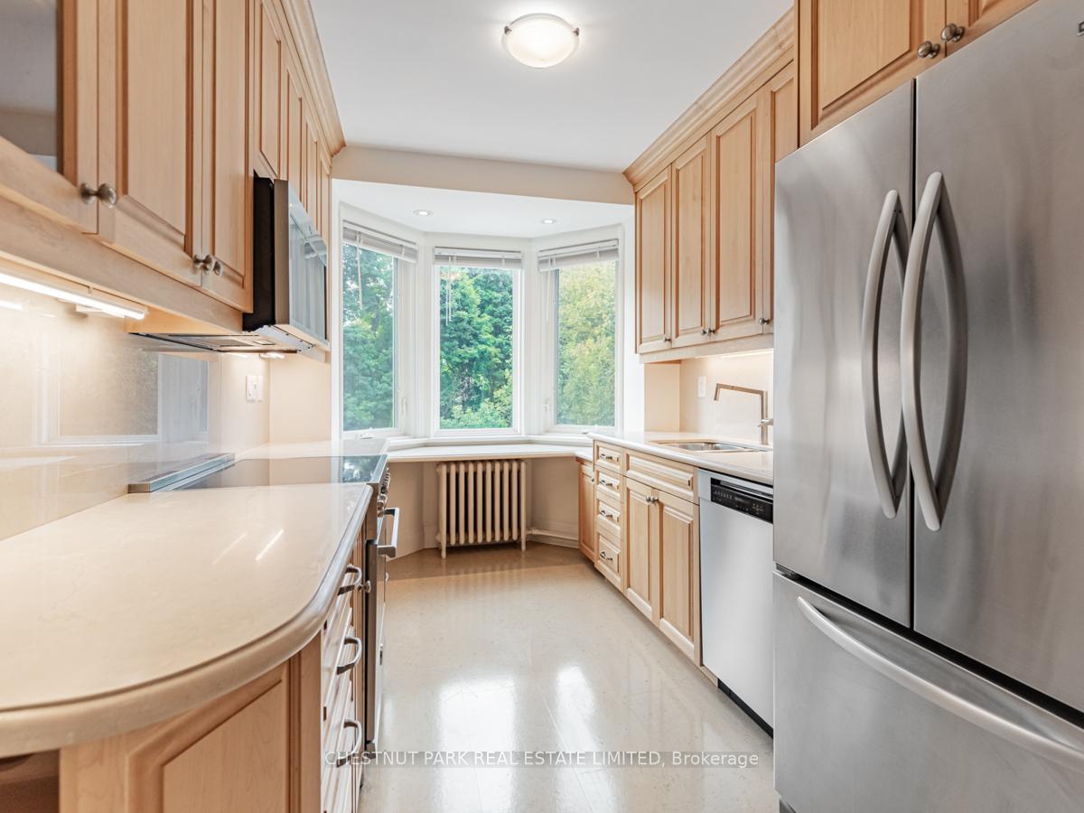 Photo 7 of Unit 2nd, 3 Otter Crescent, Toronto, Lawrence Park South — HOMEH