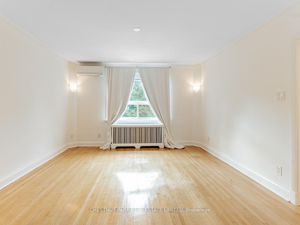 Photo 9 of Unit 2nd, 3 Otter Crescent, Toronto, Lawrence Park South — HOMEH