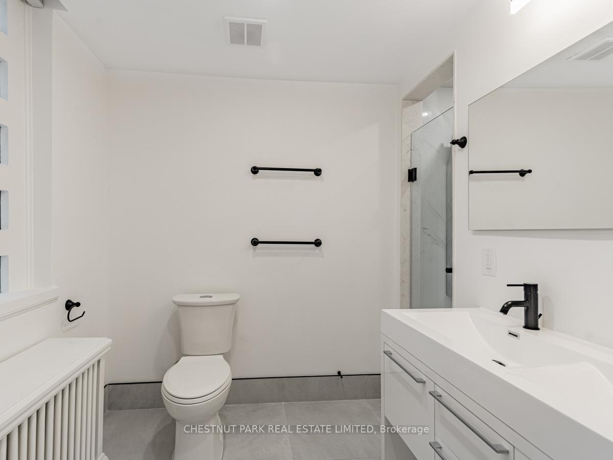 Photo 14 of Unit 2nd, 3 Otter Crescent, Toronto, Lawrence Park South — HOMEH