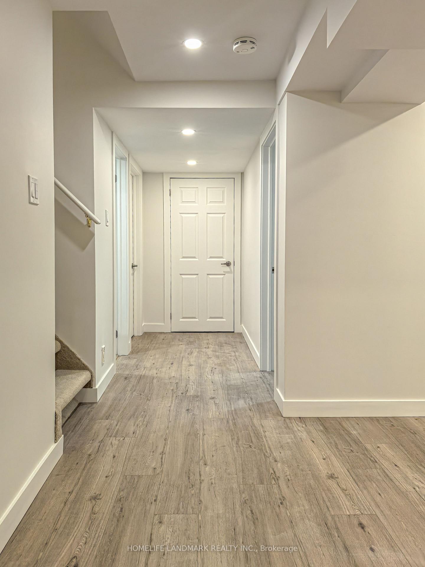 Photo 6 of Unit Bsmt, 93 Ardwell Crescent, Vaughan, Maple — HOMEH