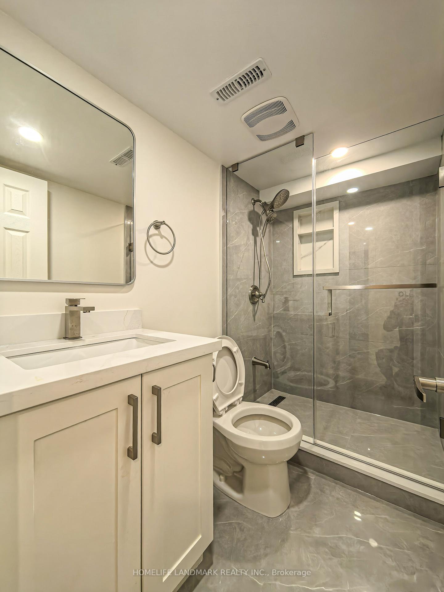 Photo 12 of Unit Bsmt, 93 Ardwell Crescent, Vaughan, Maple — HOMEH