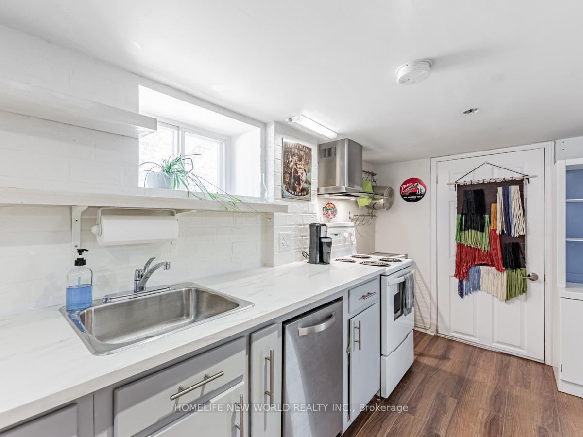 Photo 14 of Unit Lower, 346 Lumsden Avenue, Toronto, Woodbine-Lumsden — HOMEH