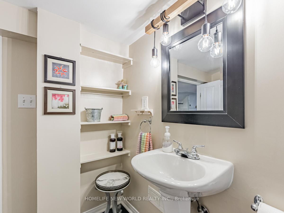 Photo 21 of Unit Lower, 346 Lumsden Avenue, Toronto, Woodbine-Lumsden — HOMEH