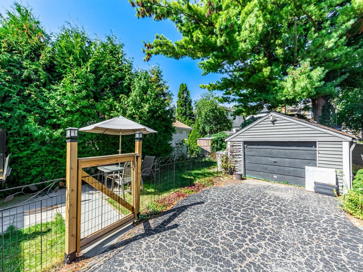 Photo 26 of Unit Lower, 346 Lumsden Avenue, Toronto, Woodbine-Lumsden — HOMEH