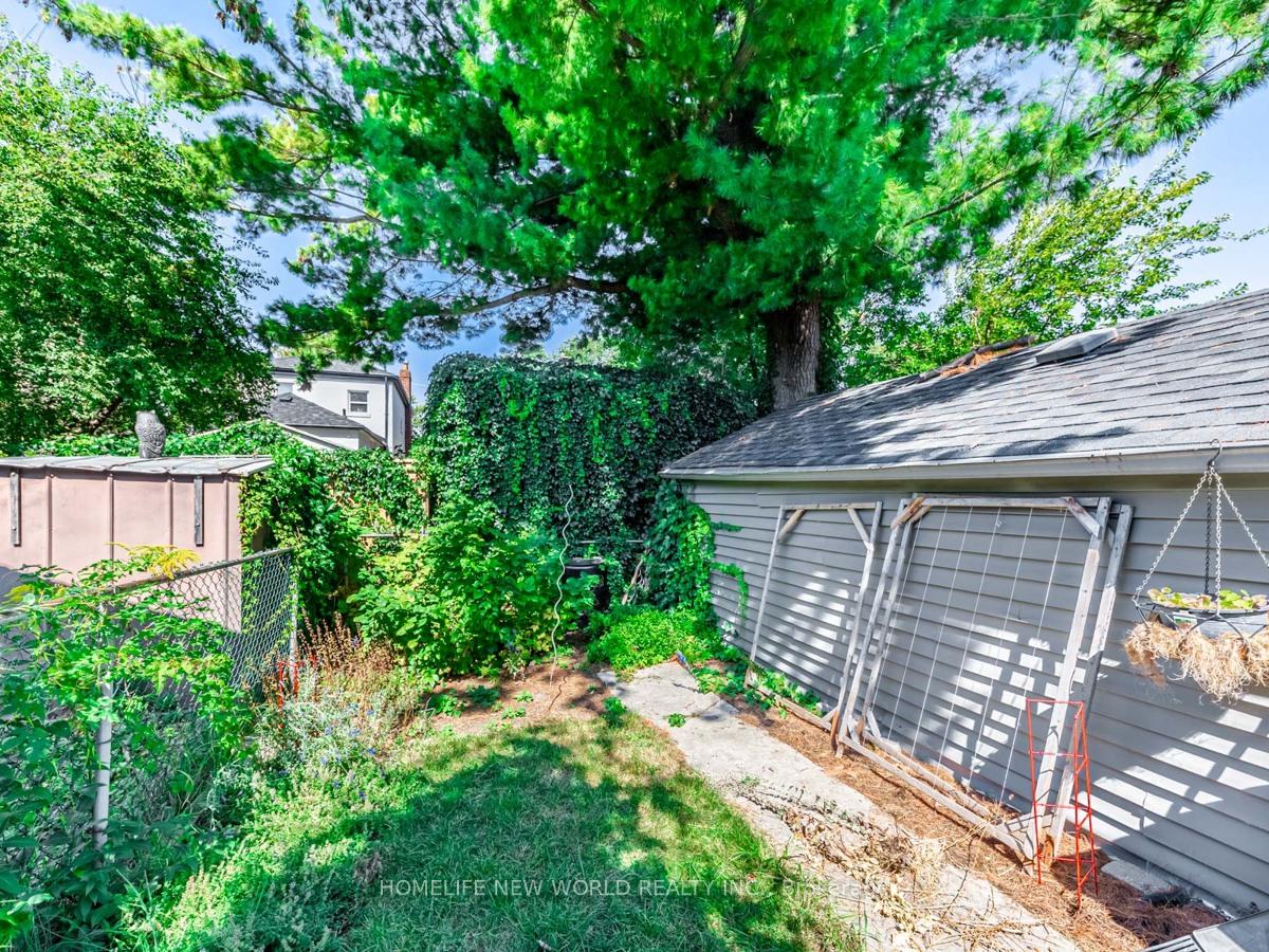 Photo 31 of Unit Lower, 346 Lumsden Avenue, Toronto, Woodbine-Lumsden — HOMEH