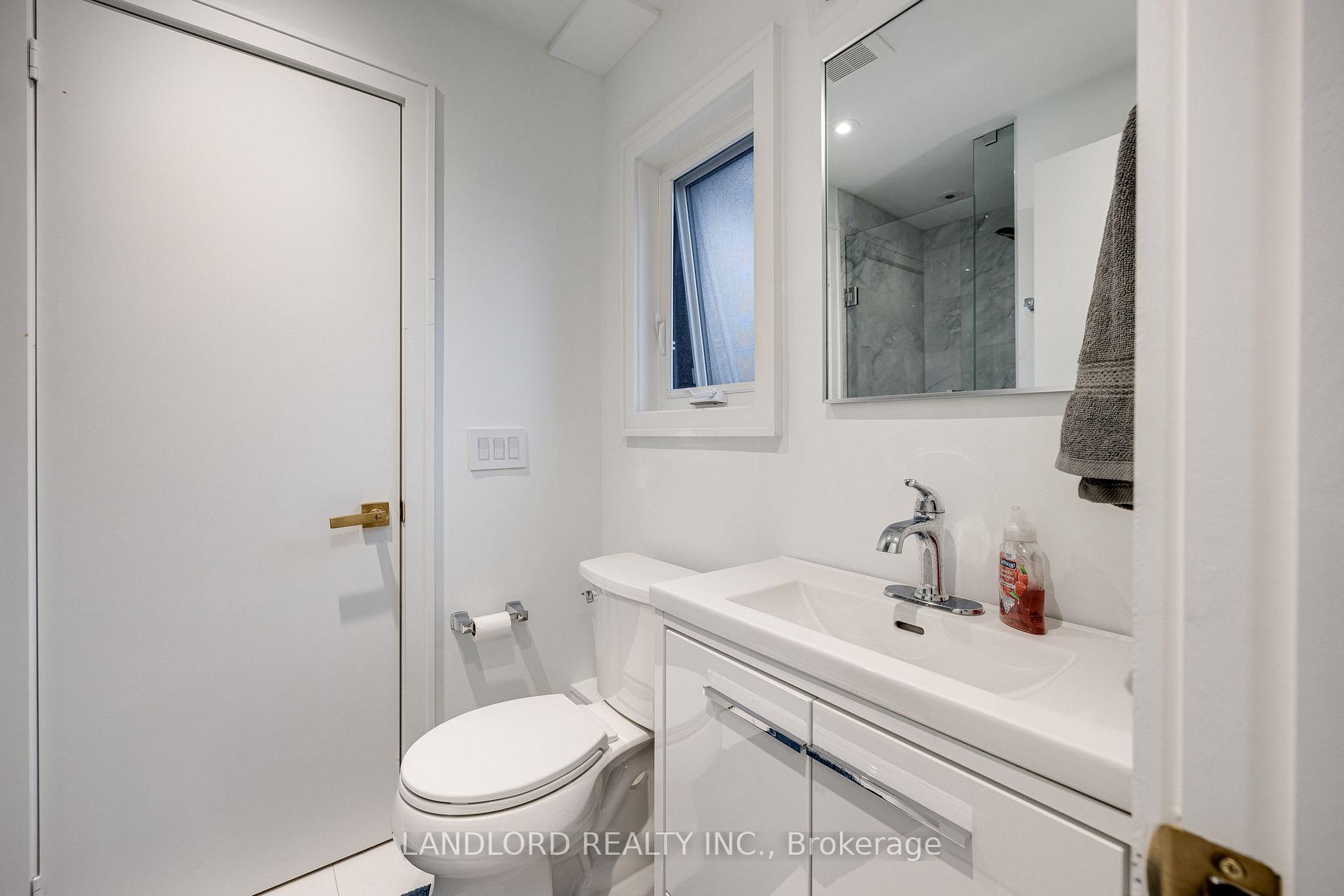 Photo 14 of Unit Main, 17 Ferrier Avenue, Toronto, Playter Estates-Danforth — HOMEH