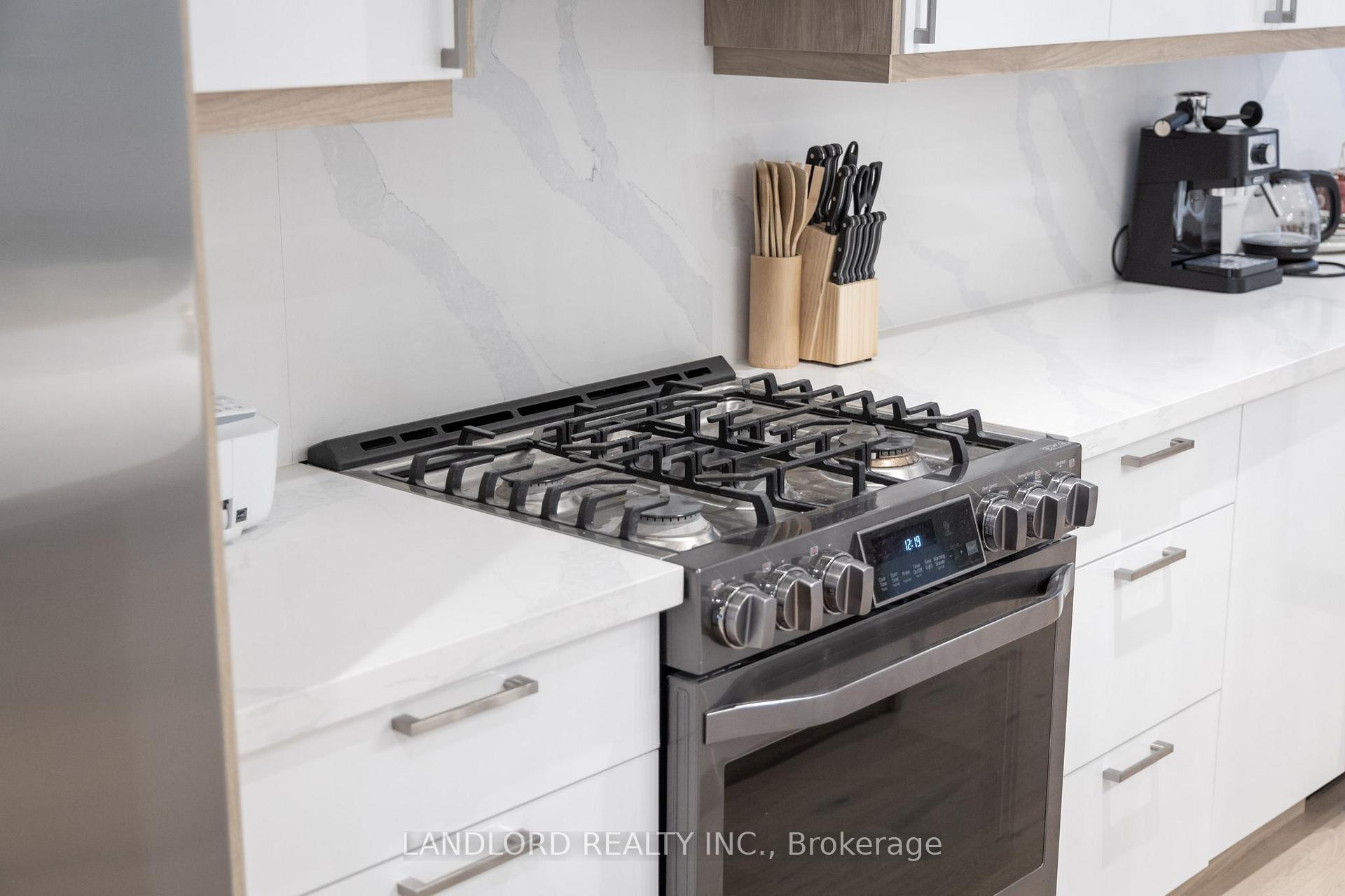 Photo 20 of Unit Main, 17 Ferrier Avenue, Toronto, Playter Estates-Danforth — HOMEH