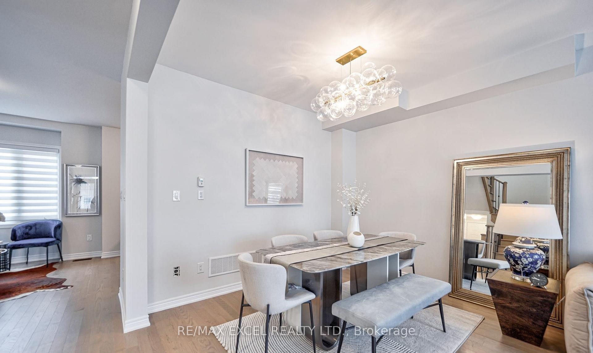 Photo 9 of Unit Main House, 18 Waterleaf Road, Markham, Cornell — HOMEH